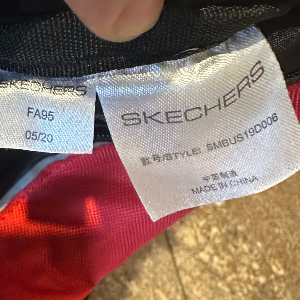 Skechers Fanny Pack Front Belt Strap Pouch Waist Bag - Picture 5 of 5
